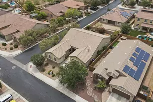 7873 W Fetlock Trail, Peoria, AZ 85383 - Photo 3