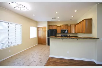 512 E Rainbow Drive, Chandler, AZ 85249 - Photo 13