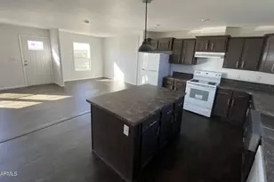 9769 S Thornton Rd, Casa Grande, AZ 85193 - Photo 3