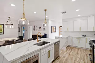 5229 N 18th Pl, Phoenix, AZ 85016 - Photo 9