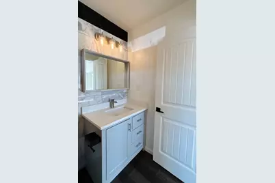 1750 W Pearce Road, Phoenix, AZ 85041 - Photo 31