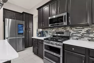 10464 E Medina Ave, Mesa, AZ 85209 - Photo 11