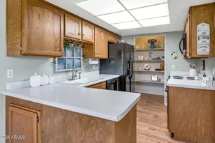 212 Leisure World, Mesa, AZ 85206 - Photo 3