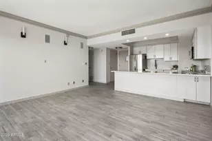 4750 N Central Ave, Phoenix, AZ 85012 - Photo 11