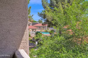 2929 W Yorkshire Dr, Phoenix, AZ 85027 - Photo 19