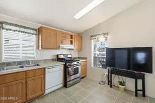 16622 N 1st Dr, Phoenix, AZ 85023 - Photo 11