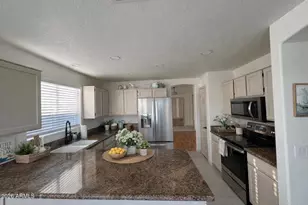 10525 W Runion Dr, Peoria, AZ 85382 - Photo 3