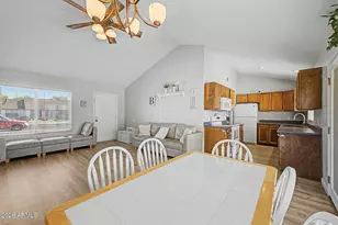 1118 E Utopia Rd, Phoenix, AZ 85024 - Photo 11