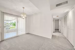10802 W Hutton Dr, Sun City, AZ 85351 - Photo 17
