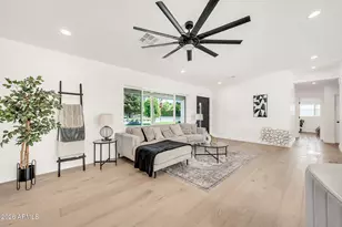 5125 E Mulberry Dr, Phoenix, AZ 85018 - Photo 9
