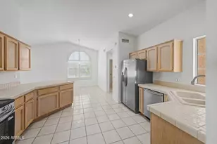 10604 E Bellflower Dr, Sun Lakes, AZ 85248 - Photo 13