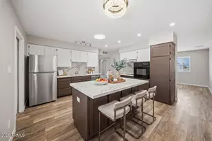 3709 W Echo Ln, Phoenix, AZ 85051 - Photo 5