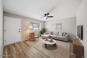 3709 W Echo Ln, Phoenix, AZ 85051 - Photo 3