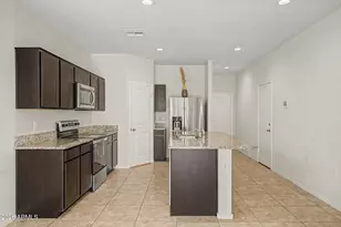 214 N 190th Dr, Buckeye, AZ 85326 - Photo 11