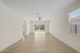 214 N 190th Dr, Buckeye, AZ 85326 - Photo 7