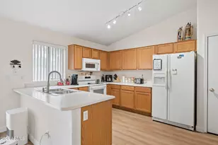665 S Esmeralda, Mesa, AZ 85208 - Photo 9