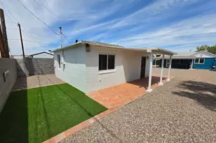 2803 E Monroe St, Phoenix, AZ 85034 - Photo 1