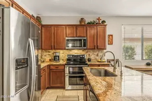7348 W Red Hawk Dr, Peoria, AZ 85383 - Photo 3