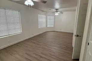 648 W Muirwood Dr, Phoenix, AZ 85045 - Photo 5