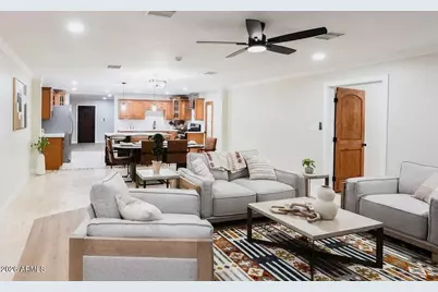 2108 W Virginia Avenue, Phoenix, AZ 85009 - Photo 11