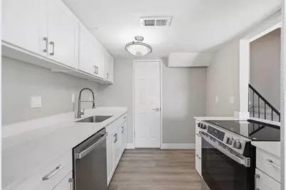 8053 N 32nd Drive, Phoenix, AZ 85051 - Photo 13