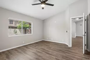 8734 W Bloomfield Rd, Peoria, AZ 85381 - Photo 13