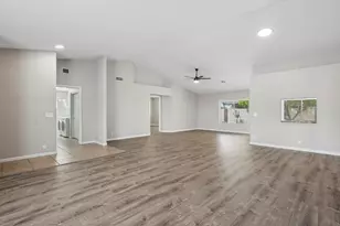 8734 W Bloomfield Rd, Peoria, AZ 85381 - Photo 9