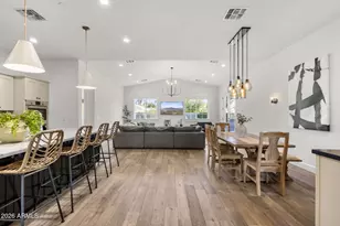 4201 E Cheery Lynn Rd, Phoenix, AZ 85018 - Photo 3