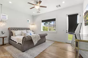 4201 E Cheery Lynn Rd, Phoenix, AZ 85018 - Photo 11