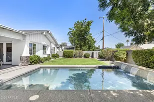 4201 E Cheery Lynn Rd, Phoenix, AZ 85018 - Photo 27