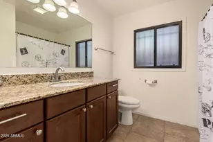 3529 W St Moritz Ln, Phoenix, AZ 85053 - Photo 25