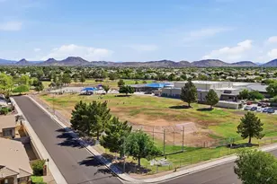 8234 W Harmony Ln, Peoria, AZ 85382 - Photo 25