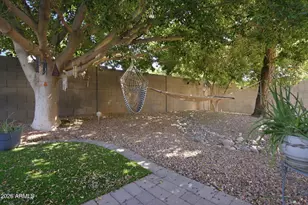 8234 W Harmony Ln, Peoria, AZ 85382 - Photo 23