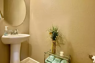 1367 S Country Club Dr, Mesa, AZ 85210 - Photo 17
