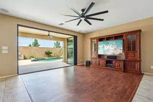 726 E King Bird Dr, Gilbert, AZ 85297 - Photo 7