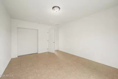 2501 W Hayward Avenue, Phoenix, AZ 85051 - Photo 17