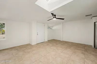 2501 W Hayward Avenue, Phoenix, AZ 85051 - Photo 11