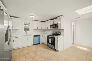 2501 W Hayward Ave, Phoenix, AZ 85051 - Photo 11