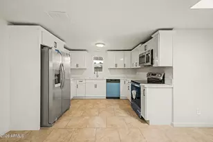 2501 W Hayward Ave, Phoenix, AZ 85051 - Photo 9
