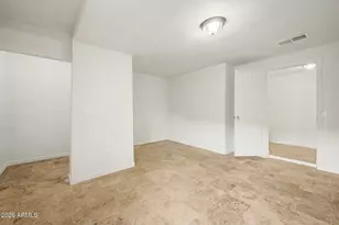 2501 W Hayward Ave, Phoenix, AZ 85051 - Photo 23