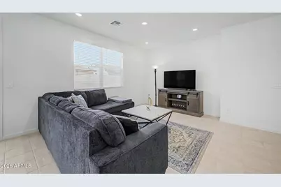 17668 W Madison Street, Goodyear, AZ 85338 - Photo 5