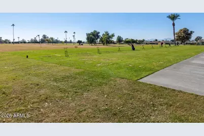 10582 W Oakmont Drive, Sun City, AZ 85351 - Photo 57