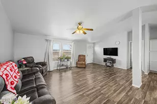 24917 W Morning Vista Ln, Wittmann, AZ 85361 - Photo 5