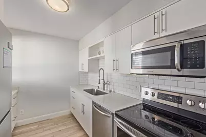 4727 E Lafayette Boulevard #314, Phoenix, AZ 85018 - Photo 7