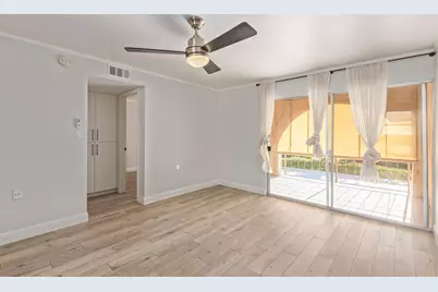 4727 E Lafayette Boulevard #314, Phoenix, AZ 85018 - Photo 5