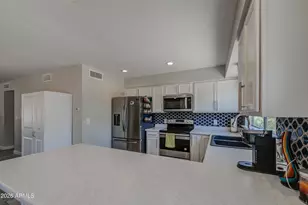 319 N Valencia Dr, Chandler, AZ 85226 - Photo 17