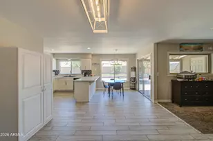 319 N Valencia Dr, Chandler, AZ 85226 - Photo 13