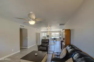 319 N Valencia Dr, Chandler, AZ 85226 - Photo 9