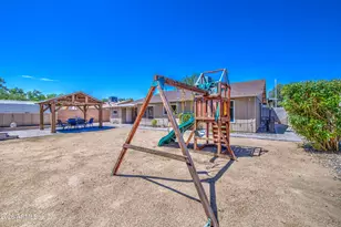 319 N Valencia Dr, Chandler, AZ 85226 - Photo 43