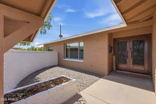 6852 S Terrace Rd, Tempe, AZ 85283 - Photo 5